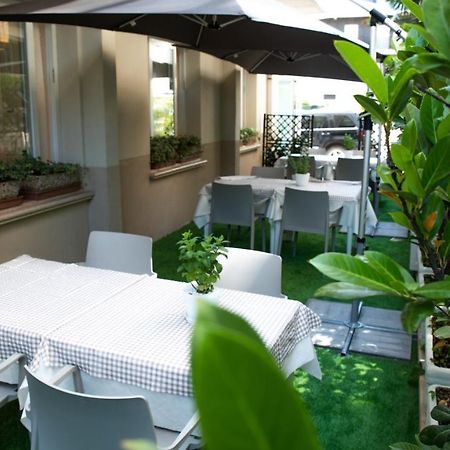 Hotel San Gottardo 리치오네 외부 사진