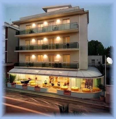 Hotel San Gottardo 리치오네 외부 사진